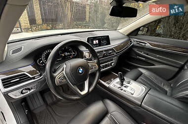 Седан BMW 7 Series 2016 в Виннице