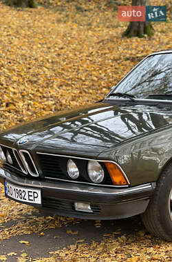 Седан BMW 7 Series 1982 в Хусті