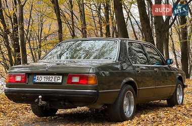 Седан BMW 7 Series 1982 в Хусті