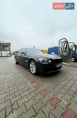 Седан BMW 7 Series 2014 в Мукачевому