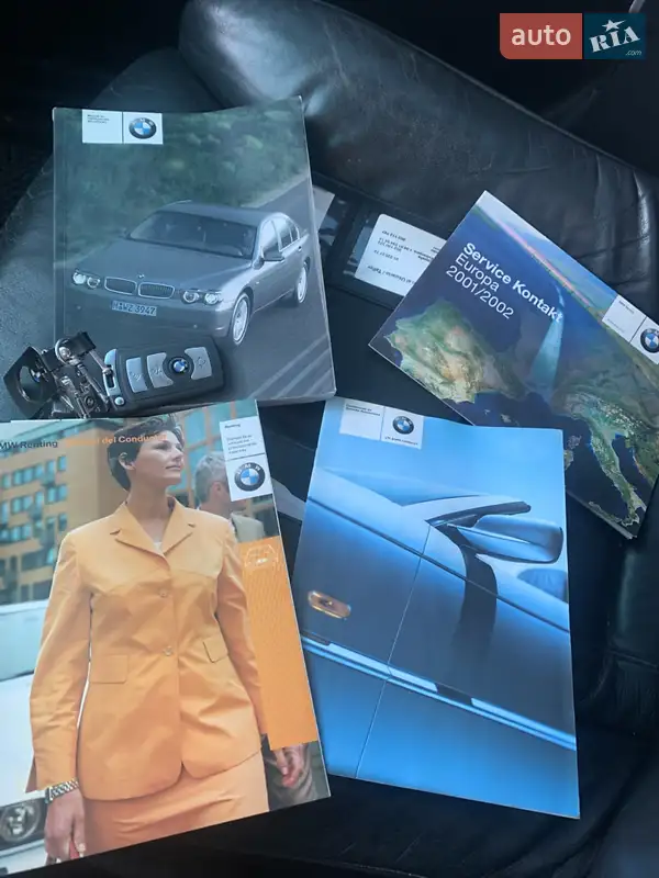 Седан BMW 7 Series 2002 в Сарате документ