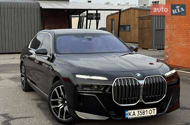 Седан BMW 7 Series 2023 в Києві