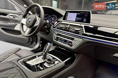 Седан BMW 7 Series 2022 в Киеве