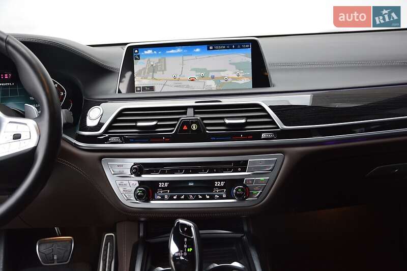 Седан BMW 7 Series 2021 в Киеве