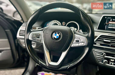 Седан BMW 7 Series 2016 в 