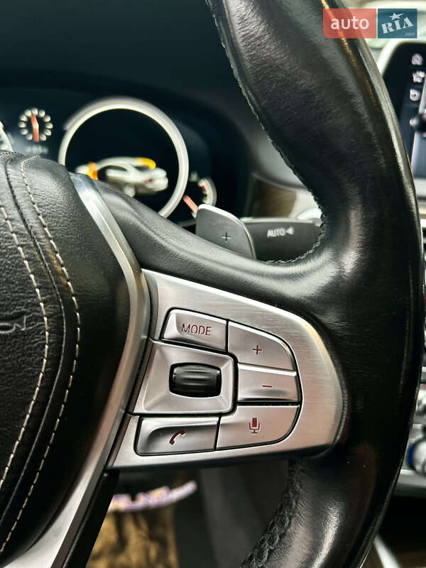 Седан BMW 7 Series 2016 в Києві фото 22 Седан BMW 7 Series 2016 в Києві