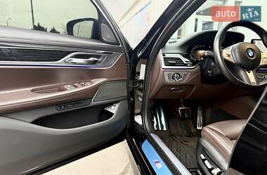 Седан BMW 7 Series 2022 в 