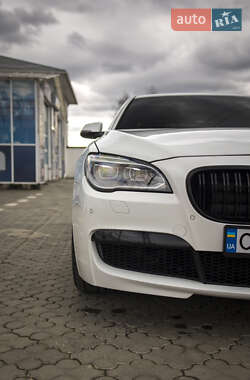 Седан BMW 7 Series 2012 в Черновцах