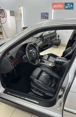 Седан BMW 7 Series 2001 в 