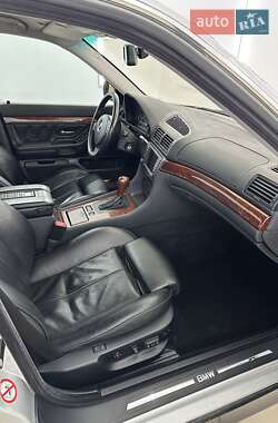 Седан BMW 7 Series 2001 в 