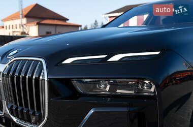 Седан BMW 7 Series 2024 в 