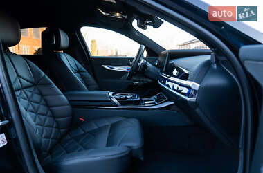Седан BMW 7 Series 2024 в 