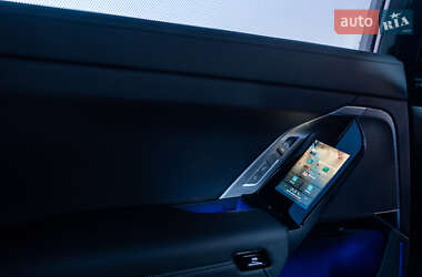 Седан BMW 7 Series 2024 в 