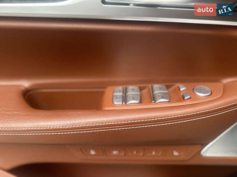 Седан BMW 7 Series 2017 в Одессе