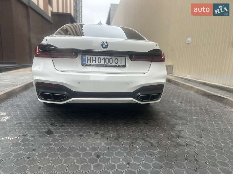 Седан BMW 7 Series 2017 в Одессе