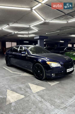 Седан BMW 7 Series 2012 в 