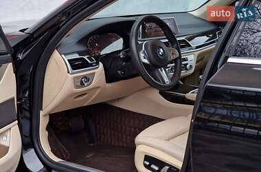 Седан BMW 7 Series 2019 в 