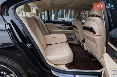 Седан BMW 7 Series 2019 в 