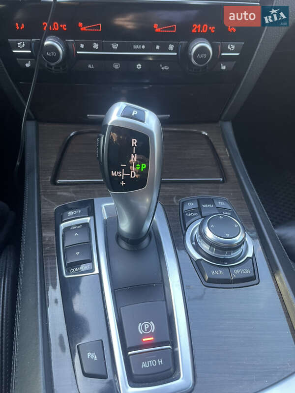 Седан BMW 7 Series 2010 в Луцке