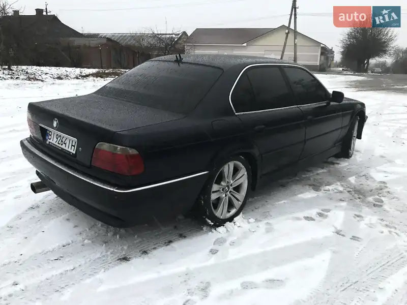 Седан BMW 7 Series 2001 в 