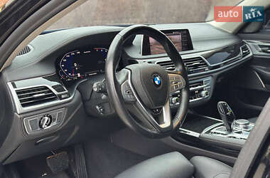 Седан BMW 7 Series 2019 в 