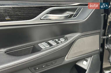 Седан BMW 7 Series 2019 в 