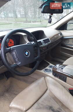 Седан BMW 7 Series 2002 в 