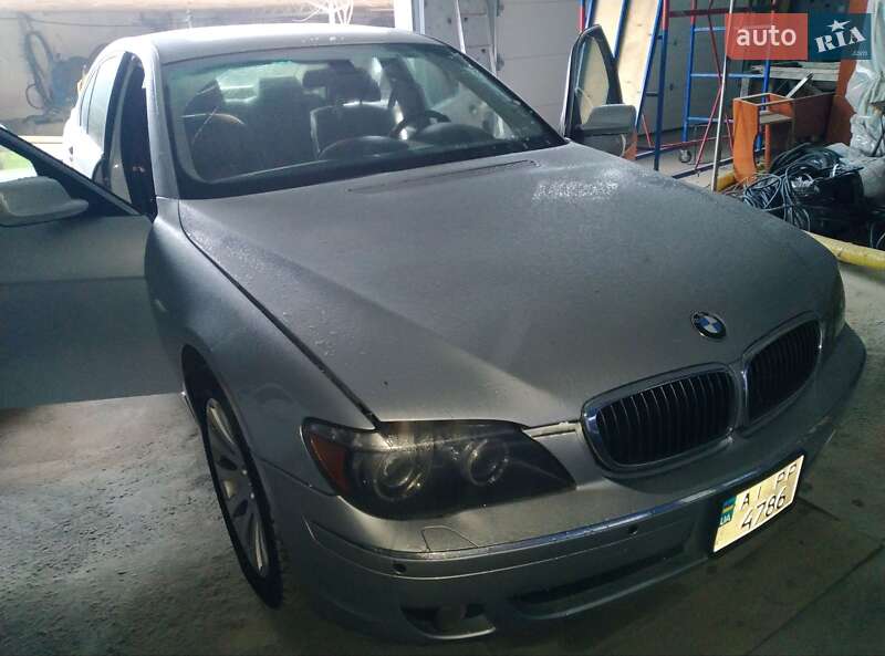 BMW 7 Series 2005