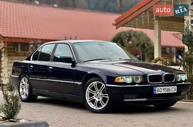 Седан BMW 7 Series 1999 в Межгорье