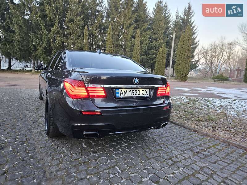 Седан BMW 7 Series 2013 в Житомире