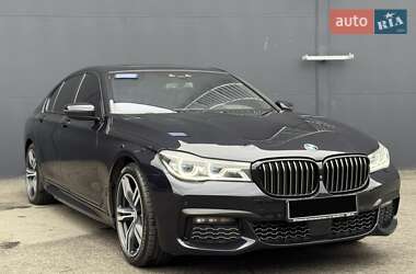 Седан BMW 7 Series 2018 в 