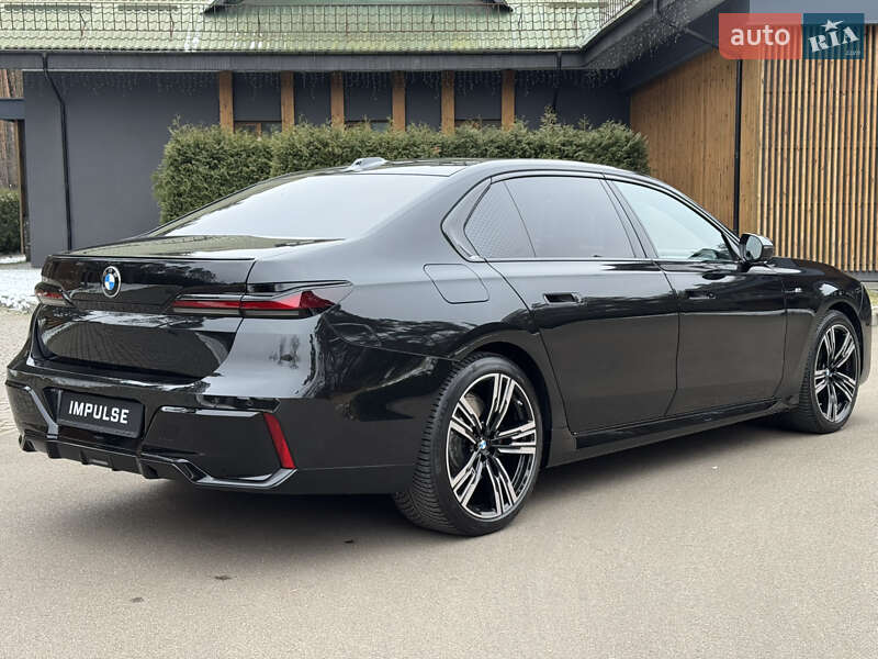 Седан BMW 7 Series 2023 в Києві