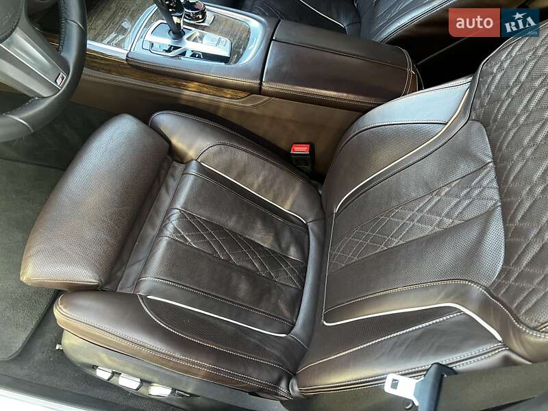 Седан BMW 7 Series 2017 в Києві