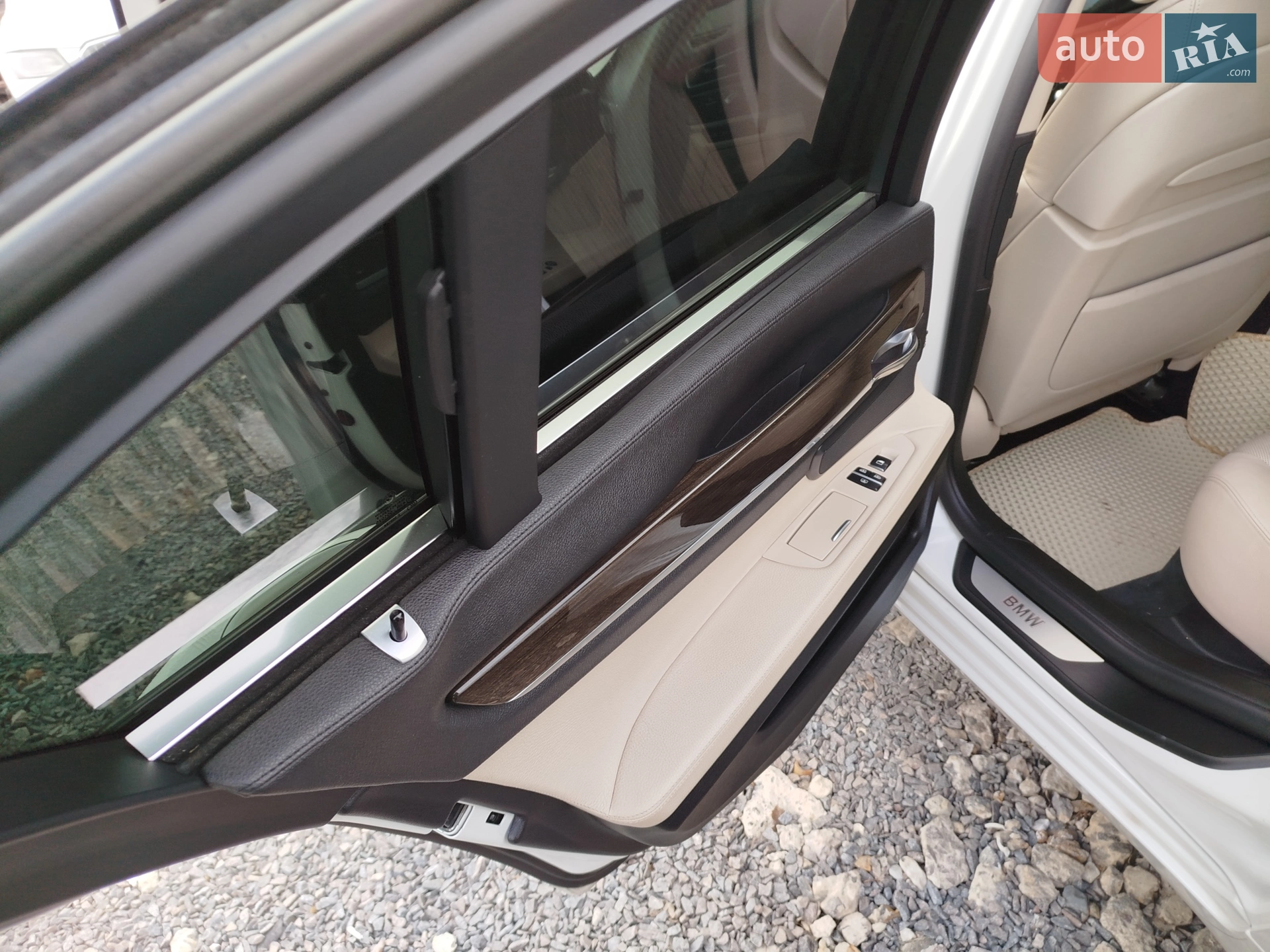2011 BMW 7er - мініатюра 16