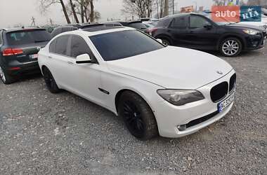 Седан BMW 7 Series 2011 в Ровно