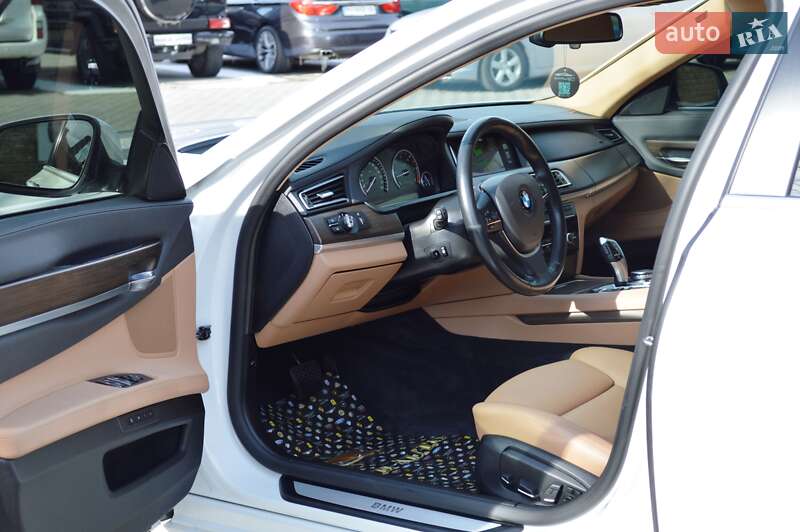Седан BMW 7 Series 2014 в Одесі