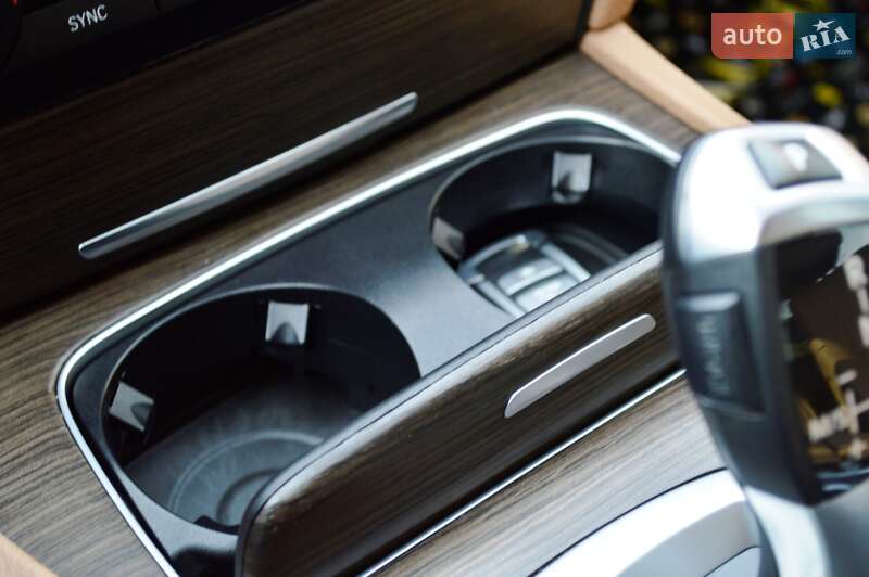 Седан BMW 7 Series 2014 в Одесі