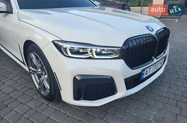 Седан BMW 7 Series 2019 в 