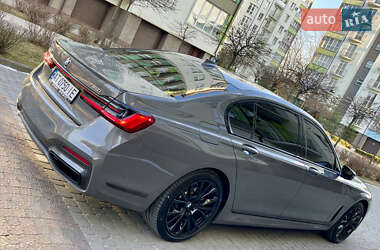 Седан BMW 7 Series 2022 в 