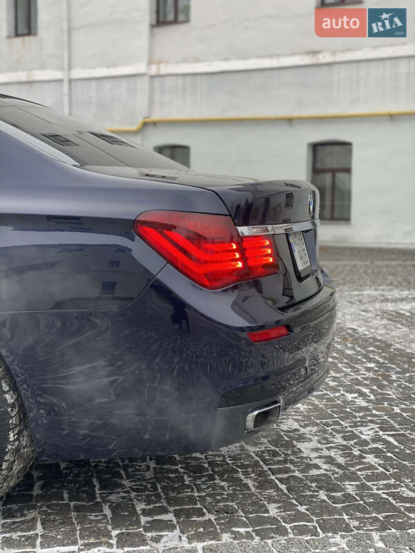 Седан BMW 7 Series 2012 в Луцьку