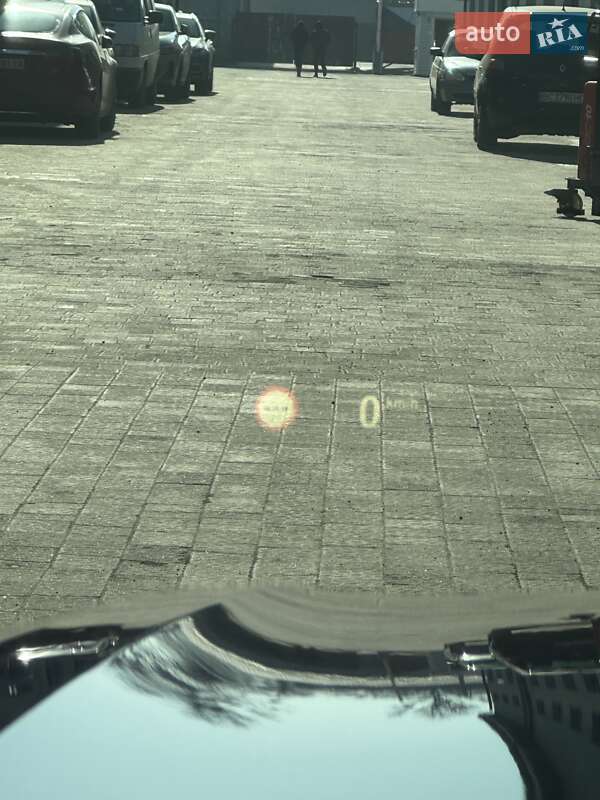 Седан BMW 7 Series 2021 в Львове