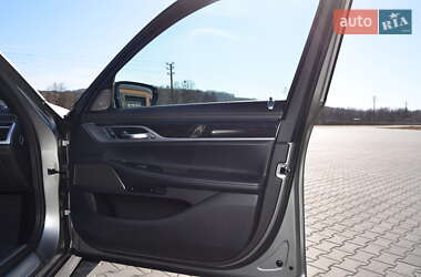 Седан BMW 7 Series 2022 в 