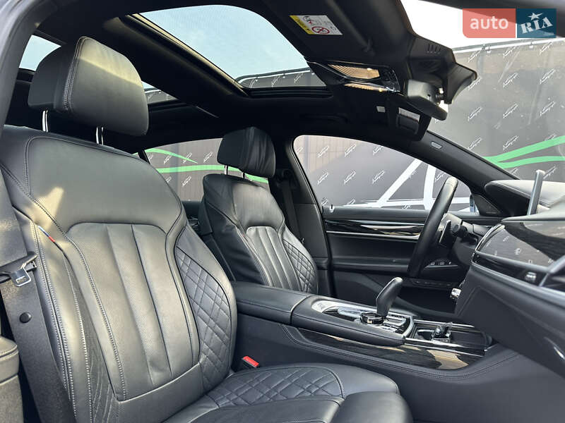 Седан BMW 7 Series 2019 в Києві