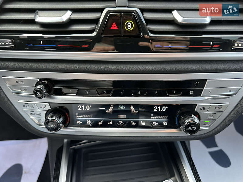 Седан BMW 7 Series 2019 в Києві