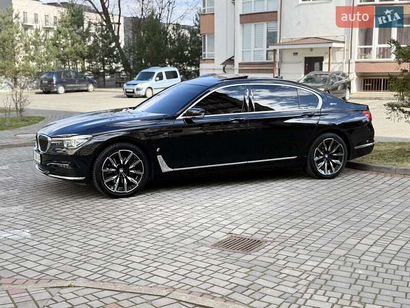 Седан BMW 7 Series 2017 в Ивано-Франковске фото 5 Седан BMW 7 Series 2017 в Ивано-Франковске