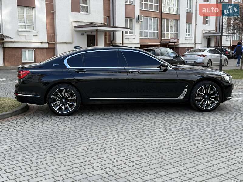 Седан BMW 7 Series 2017 в Ивано-Франковске фото 11 Седан BMW 7 Series 2017 в Ивано-Франковске