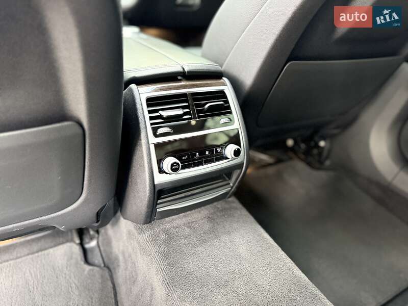Седан BMW 7 Series 2017 в Ивано-Франковске фото 20 Седан BMW 7 Series 2017 в Ивано-Франковске