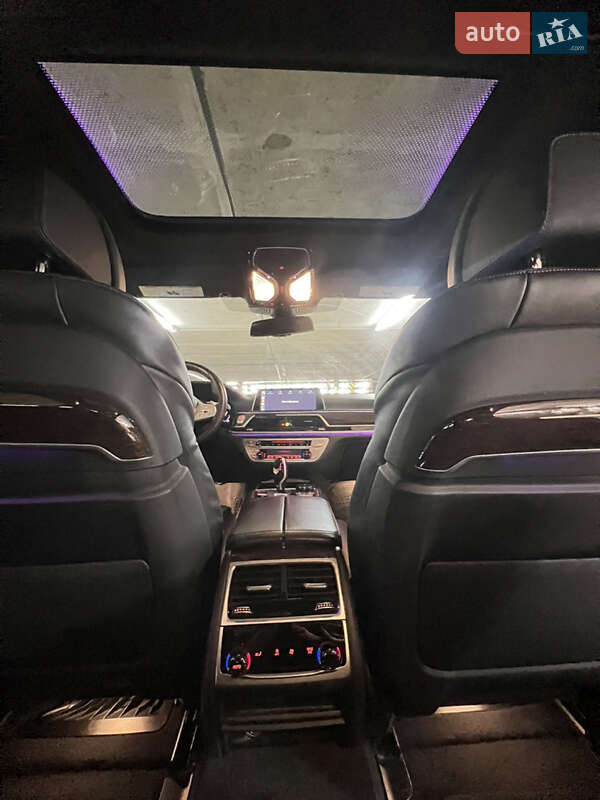Седан BMW 7 Series 2019 в Киеве фото 10 Седан BMW 7 Series 2019 в Киеве