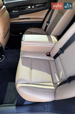 Седан BMW 7 Series 2012 в Рівному