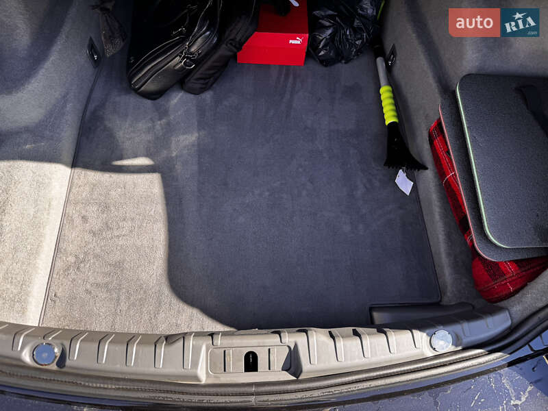 Седан BMW 7 Series 2012 в Ровно фото 32 Седан BMW 7 Series 2012 в Ровно